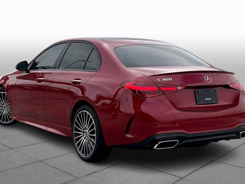 Used 2025 Mercedes-Benz C 300 Sedan image 4