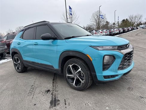 Used 2021 Chevrolet TrailBlazer RS w/ Technology Package image 13