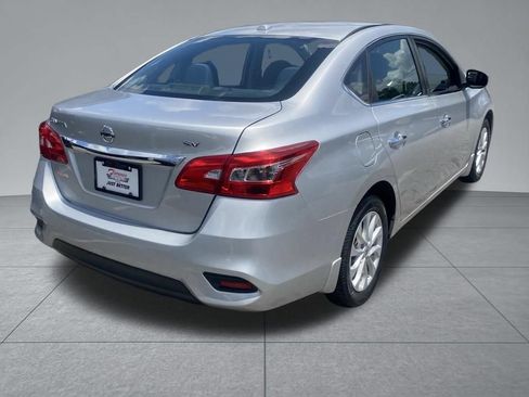 Used 2019 Nissan Sentra SV FWD image 15
