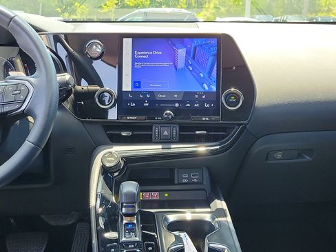 Used 2023 Lexus NX 250 FWD image 19