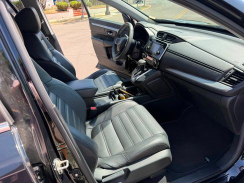 Used 2017 Honda CR-V LX image 10