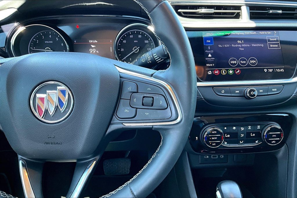 Used 2022 Buick Encore GX Select w/ Sport Touring Package FWD image 21