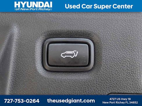 Used 2019 Hyundai Santa Fe FWD image 13