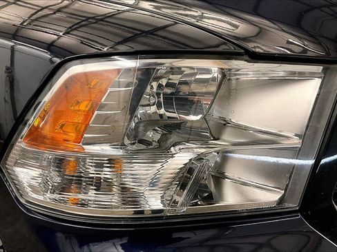 Used 2017 RAM 1500 Express image 26