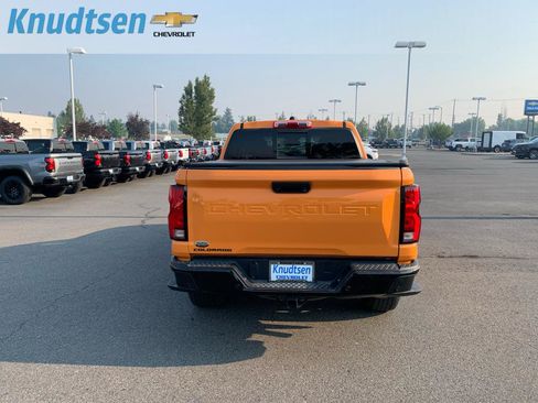 Certified 2025 Chevrolet Colorado Z71 w/ Technology Package AWD/4WD image 6