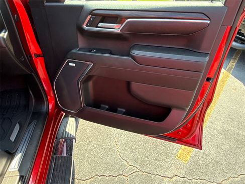 Used 2023 GMC Sierra 1500 SLT w/ SLT Premium Package image 14