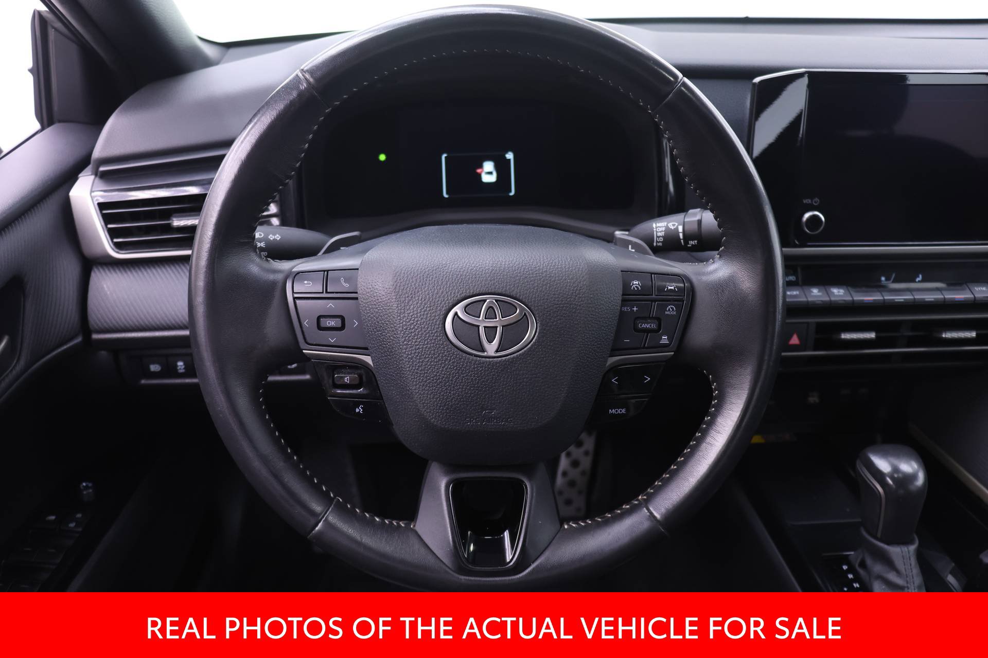 Certified 2025 Toyota Camry SE FWD image 13