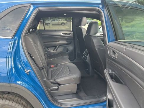 New 2026 Volkswagen Atlas Cross Sport SE image 28