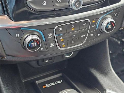 Used 2019 Chevrolet Traverse Premier w/ LPO, Blackout Package image 28