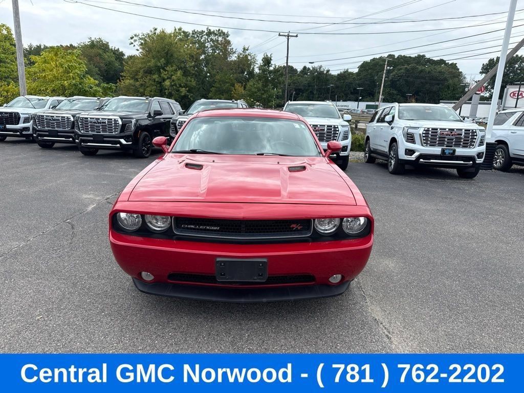 Used 2011 Dodge Challenger R/T RWD image 8