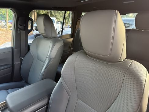 Certified 2024 Lexus GX 550 w/ Cold Area Package AWD/4WD image 18
