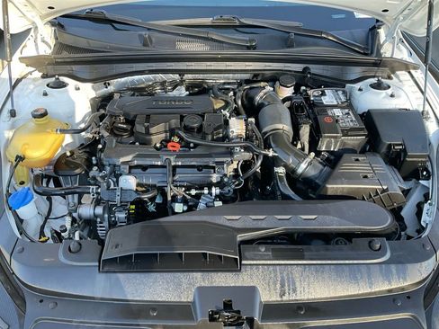 Used 2024 Kia K5 GT-Line image 32