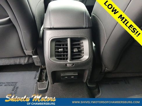Used 2020 Jeep Cherokee Latitude Plus image 12