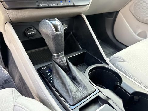 Used 2021 Hyundai Tucson SE FWD image 30
