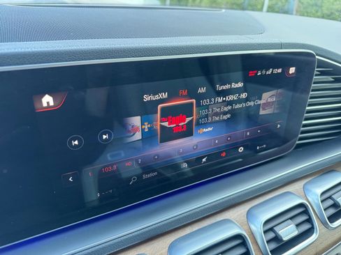 Used 2021 Mercedes-Benz GLS 580 4MATIC image 25