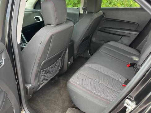 Used 2017 Chevrolet Equinox LS FWD image 16