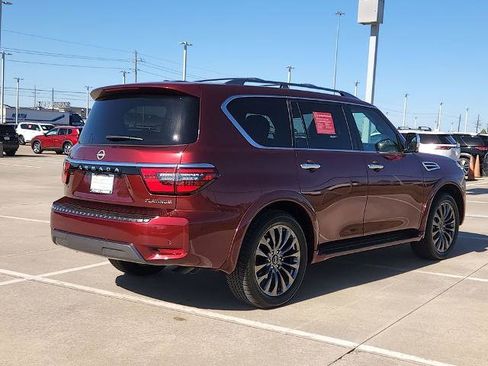 Certified 2024 Nissan Armada Platinum w/ Captain's Chairs Package image 5