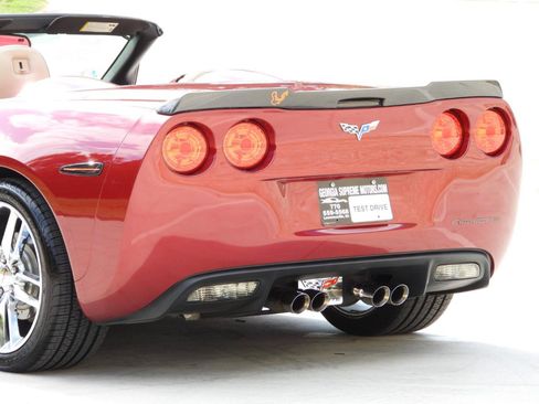 Used 2006 Chevrolet Corvette Convertible w/ Preferred Equipment Group RWD image 30