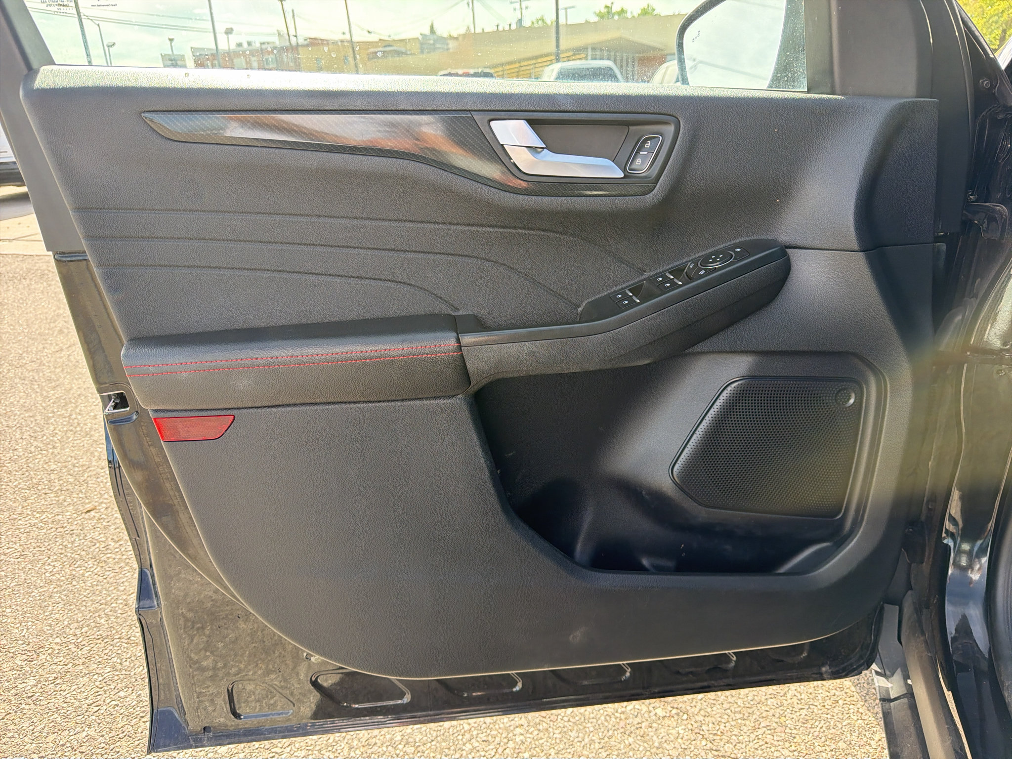 Used 2024 Ford Escape ST-Line Select w/ Tech Pack #1 AWD/4WD image 9