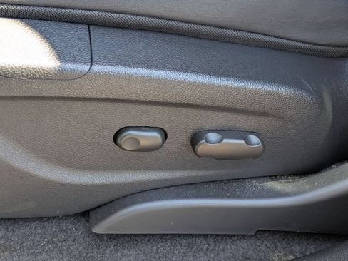 Certified 2022 Buick Encore Preferred AWD/4WD image 26