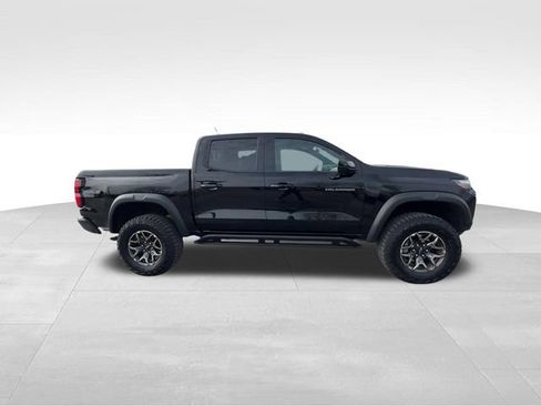 Certified 2024 Chevrolet Colorado ZR2 w/ Technology Package AWD/4WD image 12