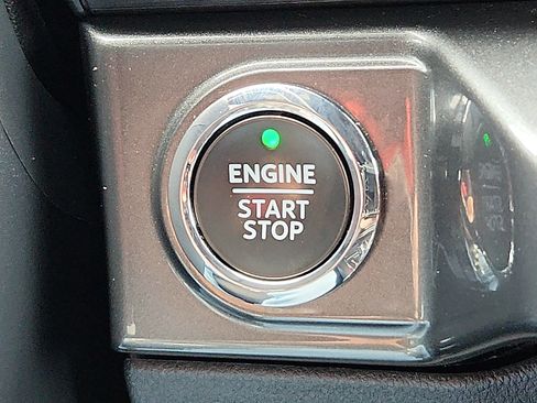 Used 2022 Ford F150 XLT w/ Equipment Group 302A High AWD/4WD image 22