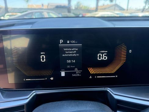 Used 2024 Kia Sorento S image 39