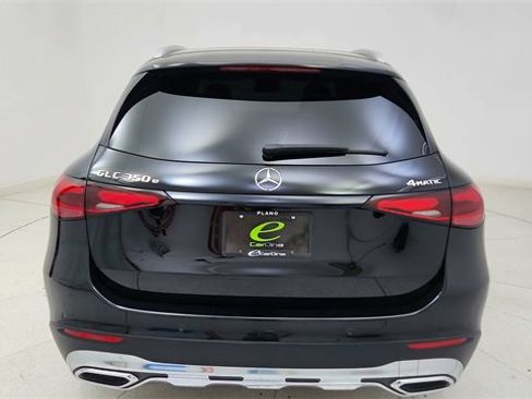 Used 2025 Mercedes-Benz GLC 350e GLC 350e image 4