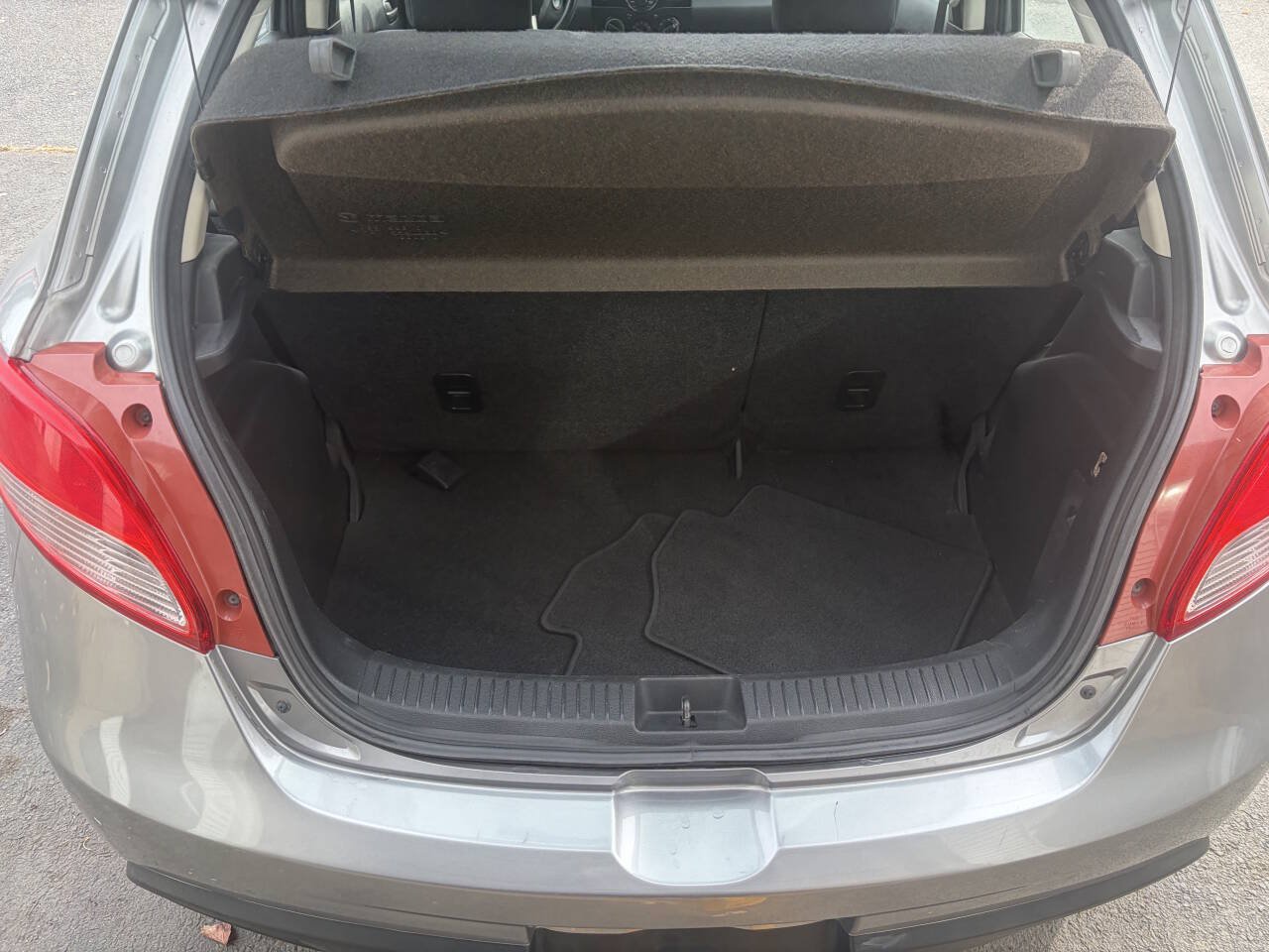 Used 2012 MAZDA MAZDA2 Sport FWD image 15