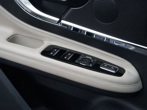 Used 2026 Lincoln Corsair Premiere AWD/4WD image 29