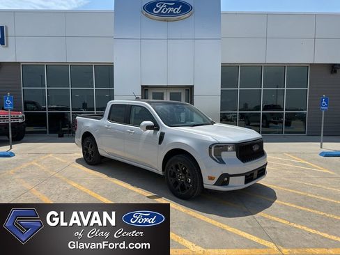 New 2026 Ford Maverick Lobo AWD/4WD image 1