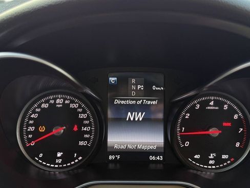 Used 2017 Mercedes-Benz C 300 4MATIC Sedan image 50
