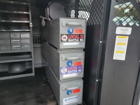 Used 2014 Ford E-350 and Econoline 350 Super Duty w/ Power Group image 37