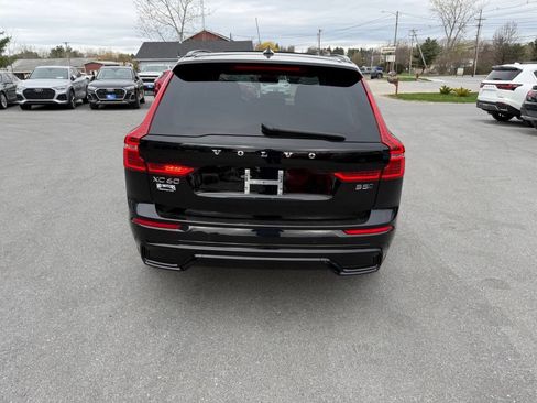 Used 2025 Volvo XC60 B5 Core AWD/4WD image 7