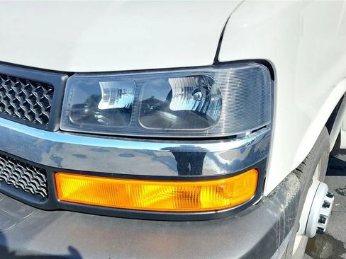 New 2025 Chevrolet Express 3500 w/ Power Convenience Package image 10