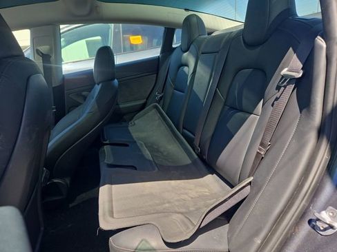 Used 2023 Tesla Model 3 Standard Range RWD image 9