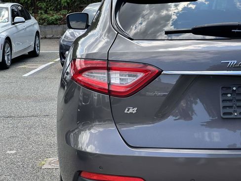 Used 2020 Maserati Levante GranSport AWD/4WD image 13