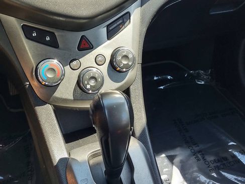 Used 2016 Chevrolet Sonic LT FWD image 15