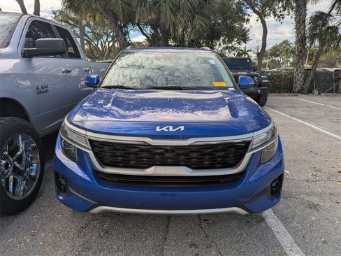 Used 2022 Kia Seltos S image 2