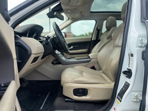 Used 2018 Land Rover Range Rover Evoque AWD/4WD image 9