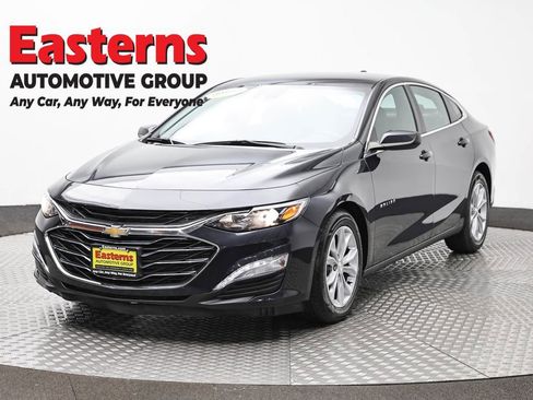 Used 2023 Chevrolet Malibu LT FWD image 1