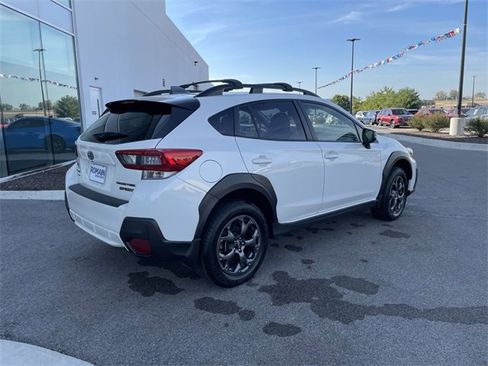 Used 2022 Subaru Crosstrek 2.5i Sport w/ Moonroof Package image 5