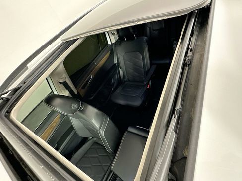 Used 2024 Volkswagen Atlas SE image 21