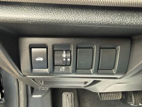 Used 2024 Subaru Legacy Premium AWD/4WD image 24