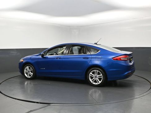 Used 2018 Ford Fusion S FWD image 5
