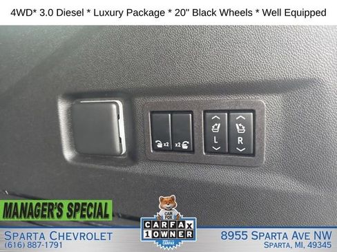 Used 2023 Chevrolet Tahoe LT w/ Luxury Package AWD/4WD image 28