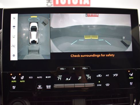 Used 2024 Toyota bZ4X Limited image 22