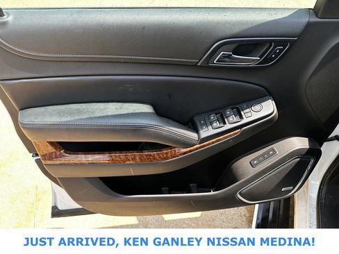 Used 2015 Chevrolet Suburban LTZ AWD/4WD image 15