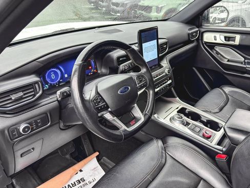 Used 2020 Ford Explorer ST w/ ST High-Performance Pack image 18