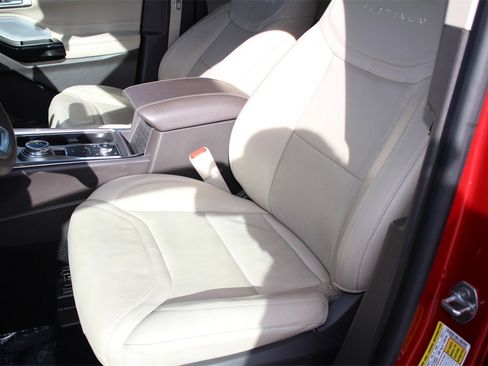 Certified 2021 Ford Explorer Platinum w/ Equipment Group 601A image 23